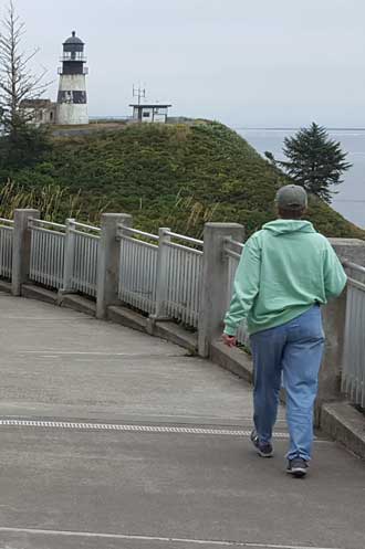 Hiking to the Cape Disappointment Lighthouse