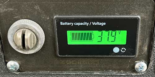Voltage meter installed