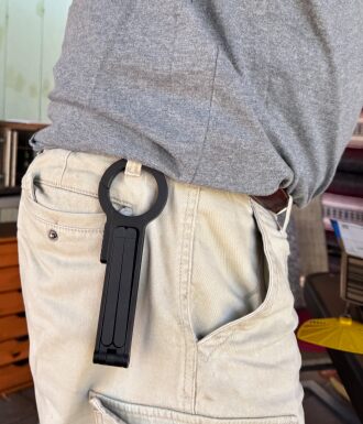 Tripod hooks easily to a belt loop