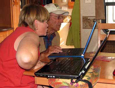 Gwen is helping our friend Dick with a computer problem.