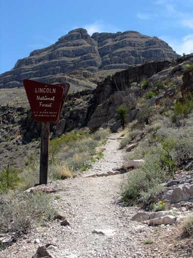 Hiking Dog Canyon, an Apache Stronghold