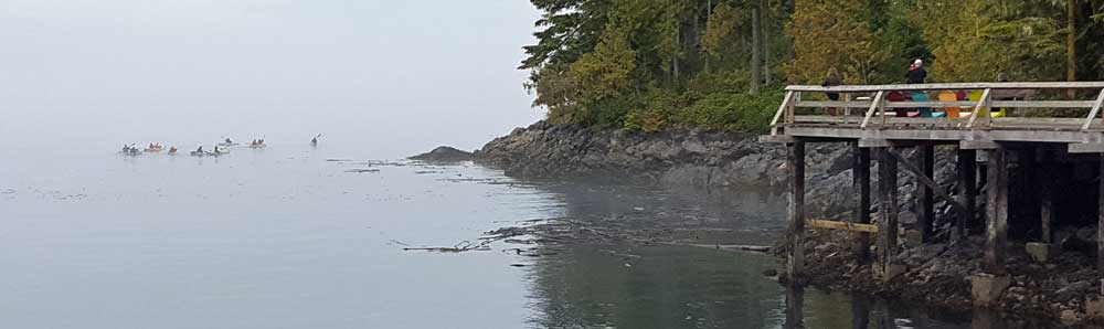 A foggy day on the strait