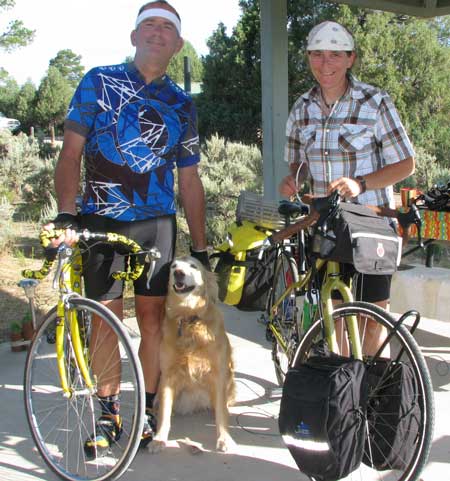 Dale and Robin a cycle tourist start a morning bike ride together