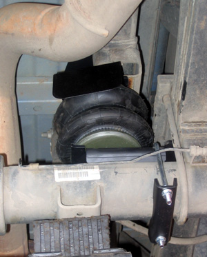 Air bags go between axle and support